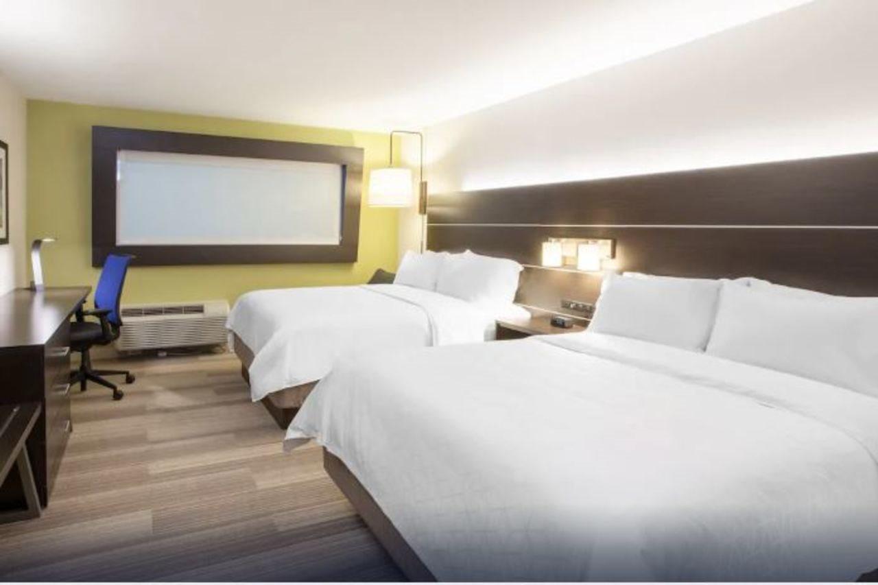 Holiday Inn Express & Suites - Calgary Airport Trail Ne By Ihg YYC Exterior foto
