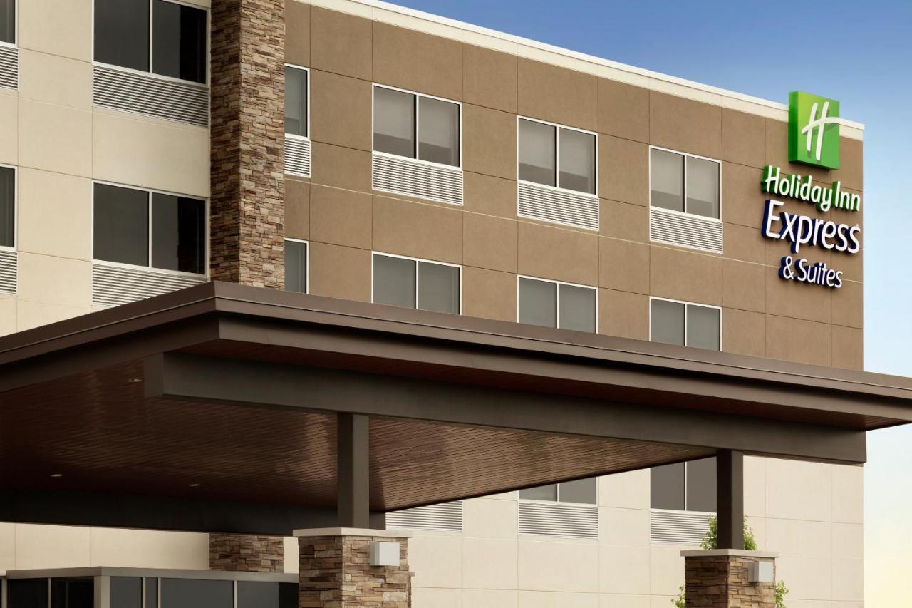 Holiday Inn Express & Suites - Calgary Airport Trail Ne By Ihg YYC Exterior foto