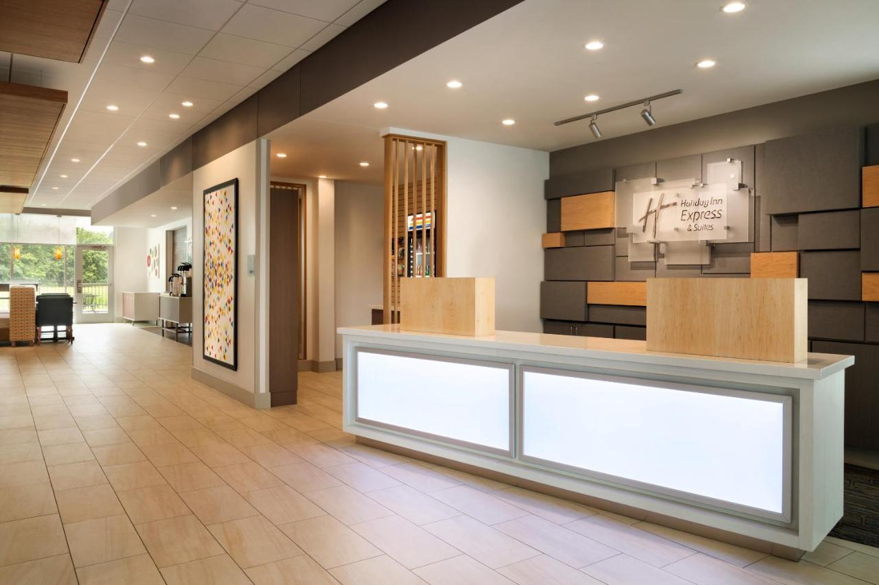 Holiday Inn Express & Suites - Calgary Airport Trail Ne By Ihg YYC Exterior foto